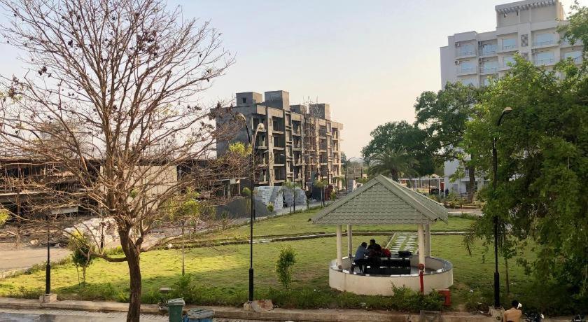Marigold Stay Jambhulpada ภายนอก รูปภาพ