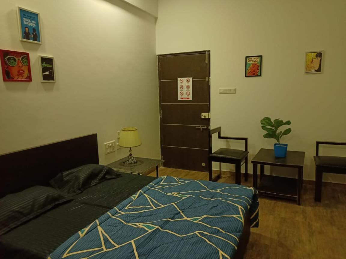 Marigold Stay Jambhulpada ภายนอก รูปภาพ