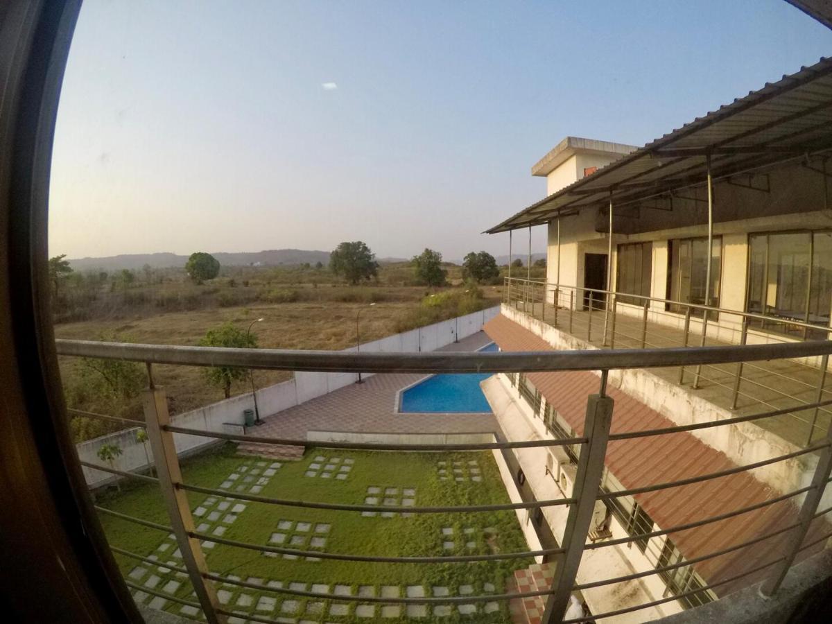 Marigold Stay Jambhulpada ภายนอก รูปภาพ